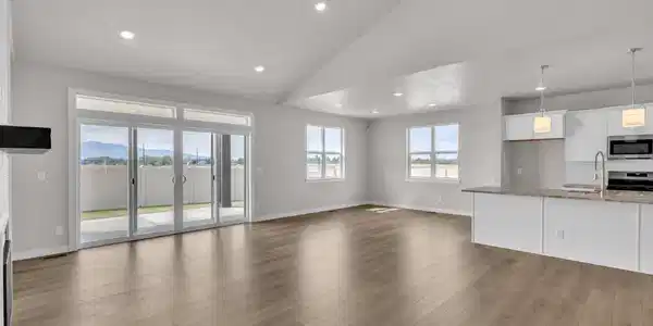 Image 4: Previously Built Home