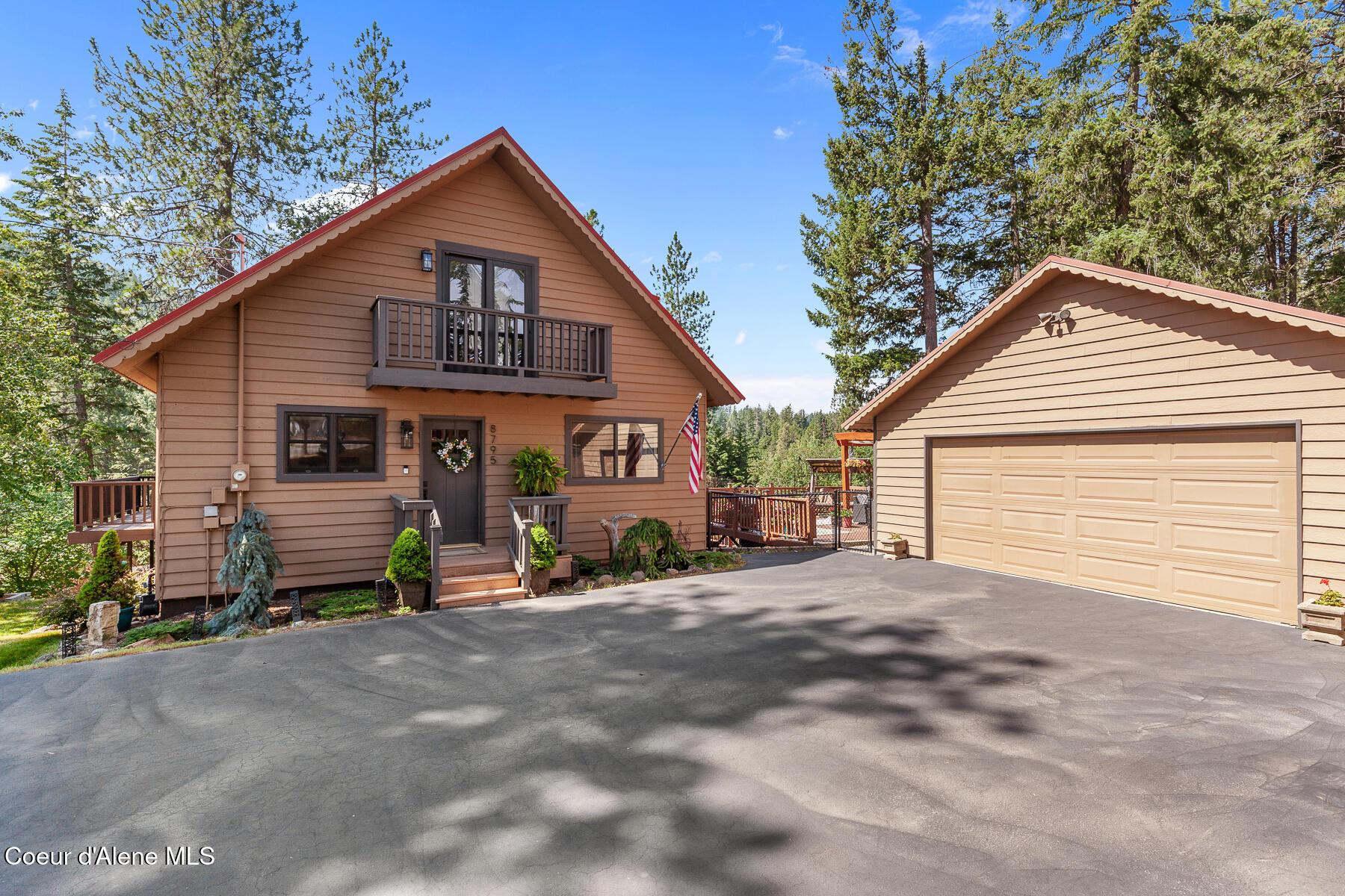 Image 2: 8795NClarkviewPl-2