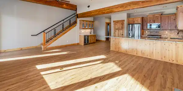 Image 3: Dining Room