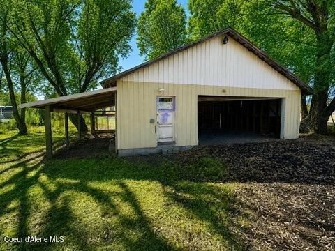 Image 3: 900 sqft Pole Building & Lean-to