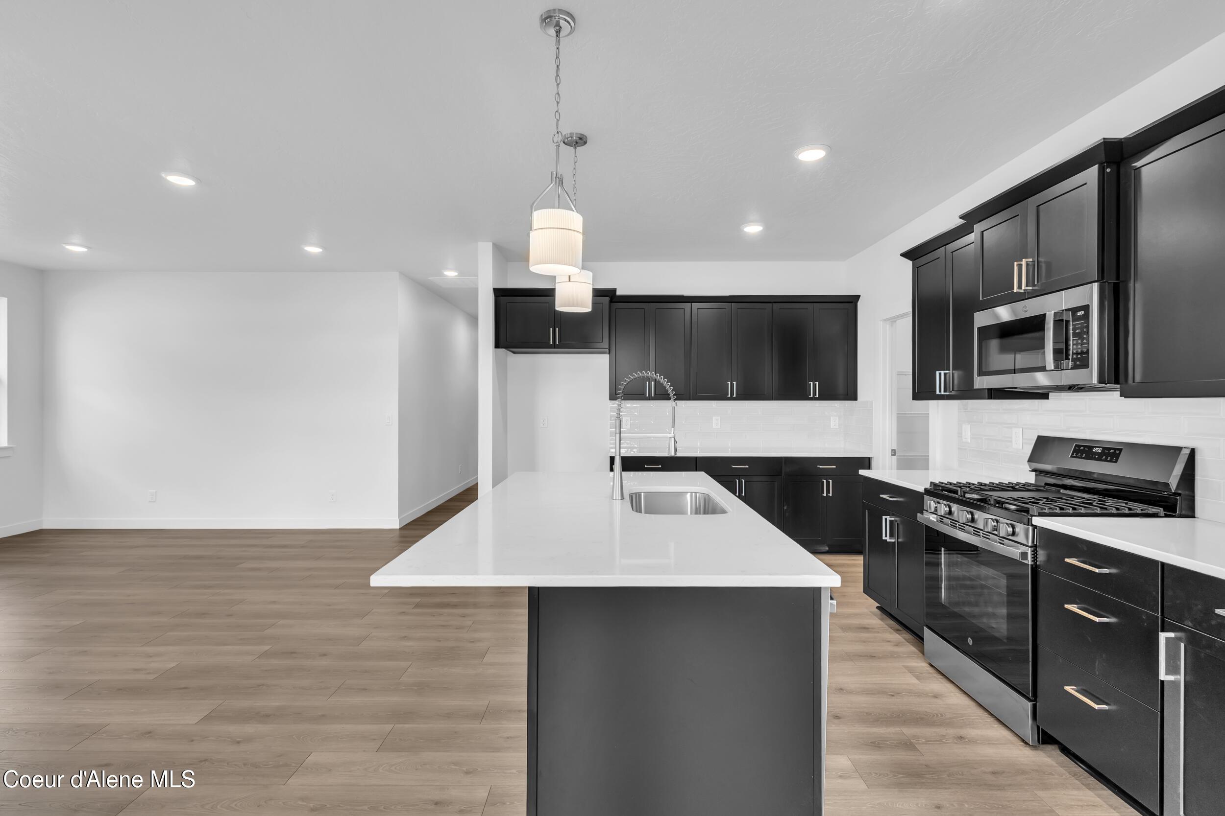 Image 4: Previously Built Home