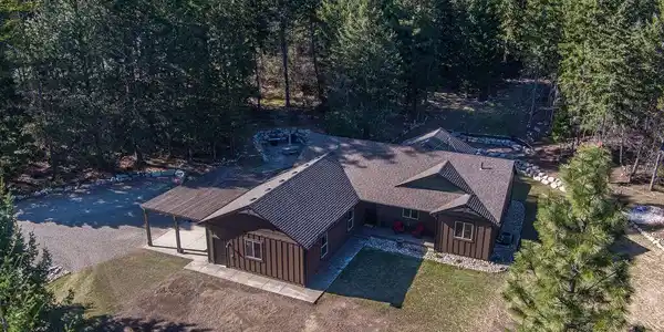 385 Moore Crk Rd