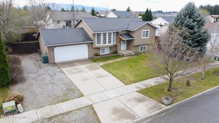 8671 W David ST