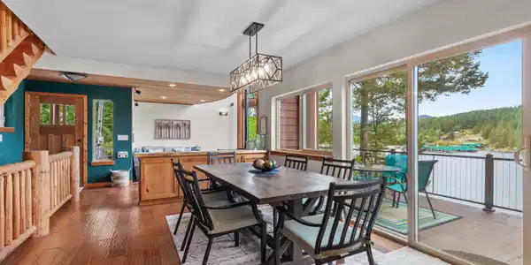 Image 2: DINING ROOM
