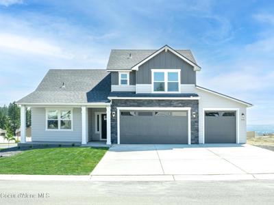 1004 E Healy Ave