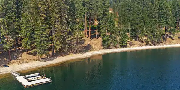 Image 4: Dock & Slip Included!