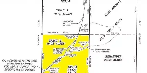 Image 4: Plat Tract 2 10.02 ac highlighted