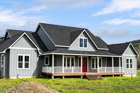 51 Pumphouse Ln