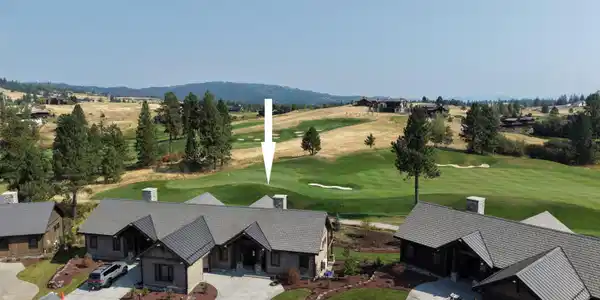 Image 2: Situated off the 1st Hole