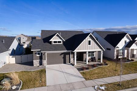 6940 N Hourglass DR