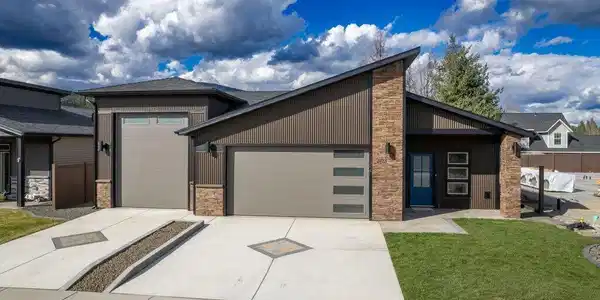 13944 N Rainier Loop