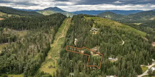 Image 3: DJI077412
