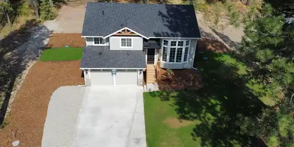 81 Parkland Dr