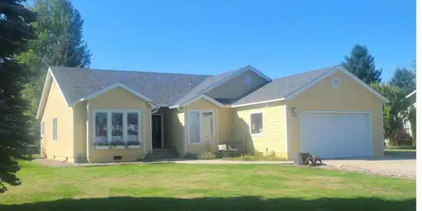 128 Spur DR