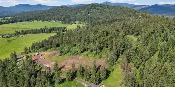 Image 4: Aerial 3