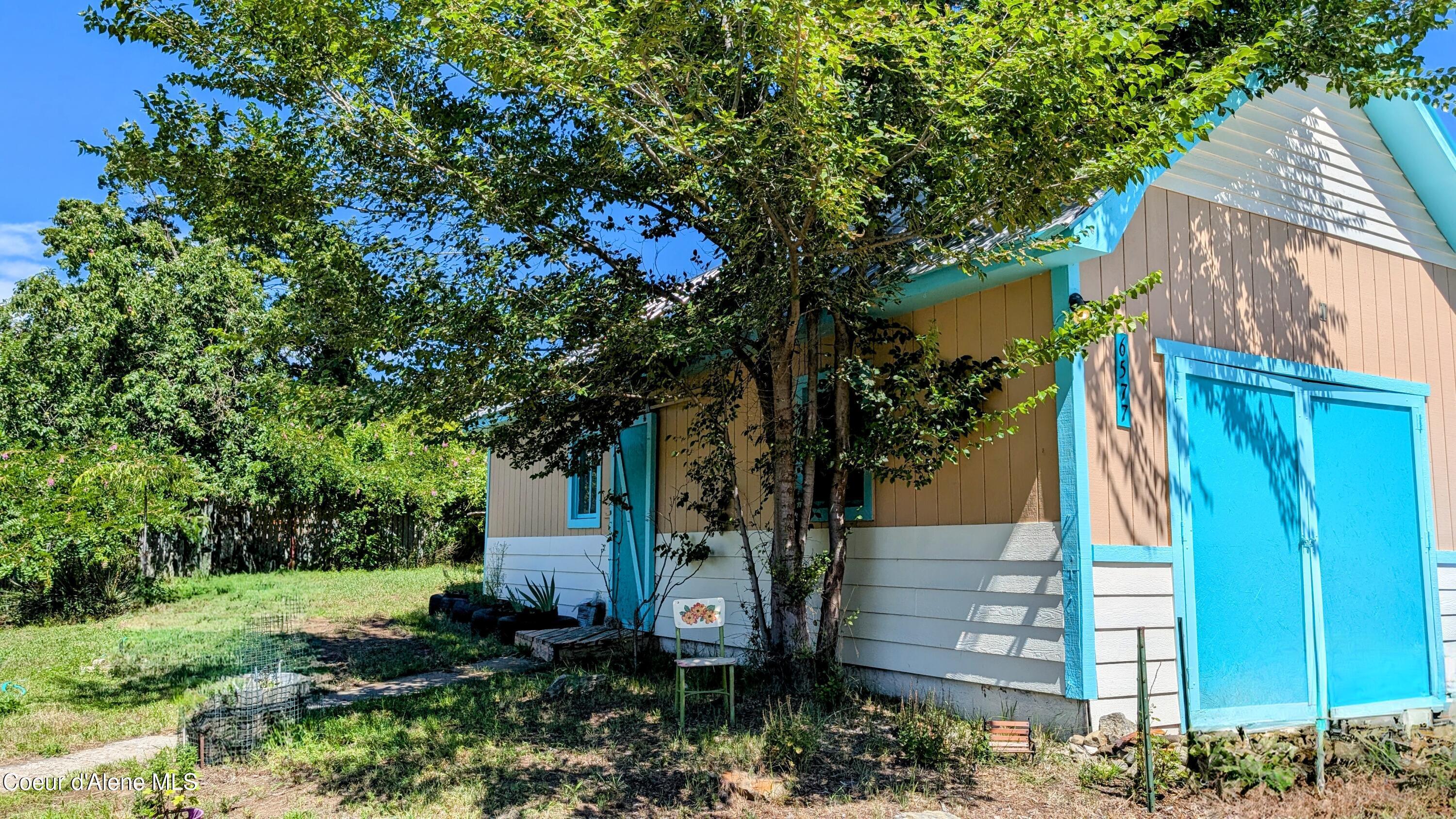 Image 3: 6577 Comanche