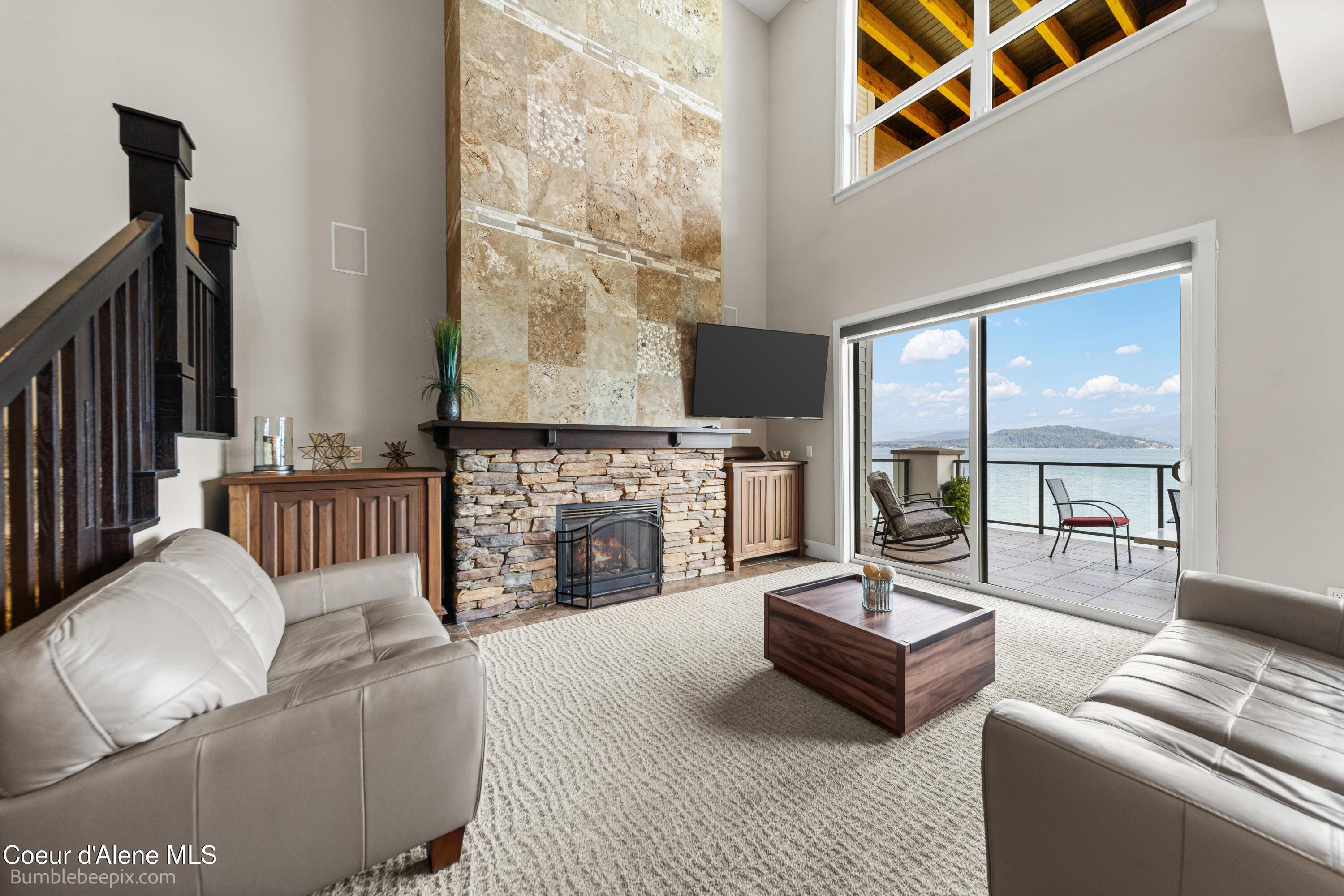 Image 2: Living room with a view