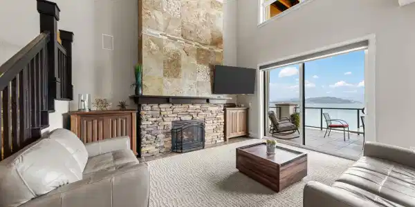 Image 2: Living room with a view