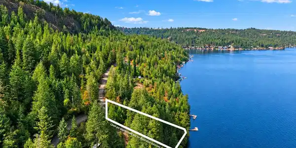 Image 4: View West, Property Lines Approx