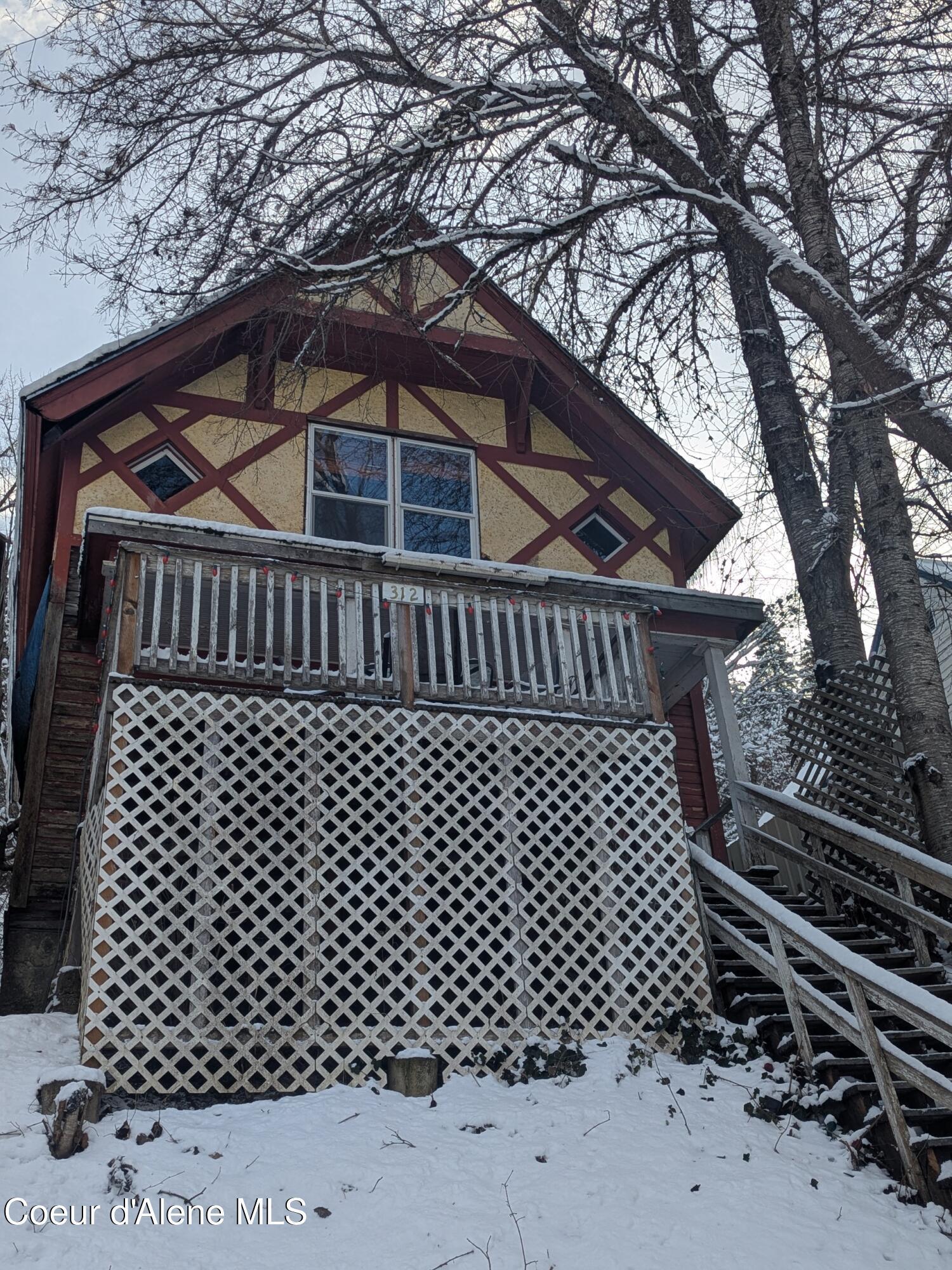 Image 1: 312 High Bank Street - Wallace