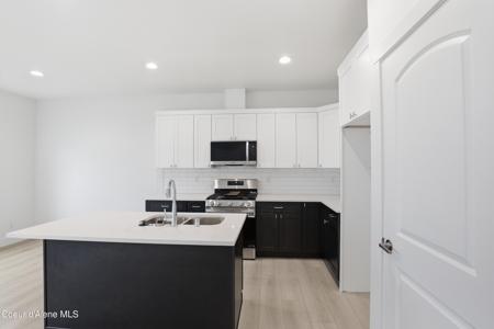 639 N Creative Way (LOT 15)