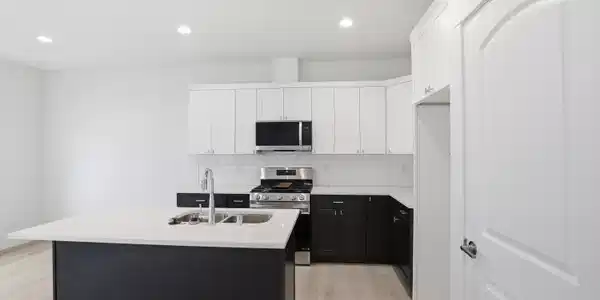 639 N Creative Way (LOT 15)