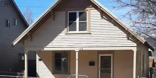106 Kellogg AVE