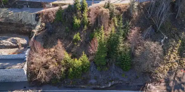 Image 2: NKA E Hayden Lake Rd #9