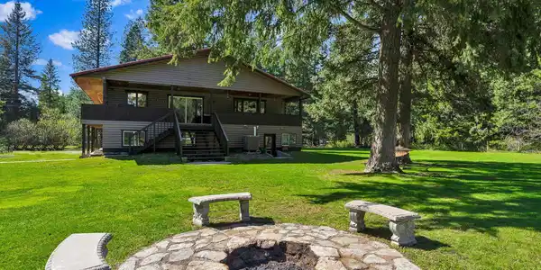 24842 N Cedar Mountain RD