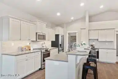 Image 4: Orchard - Kitchen 5