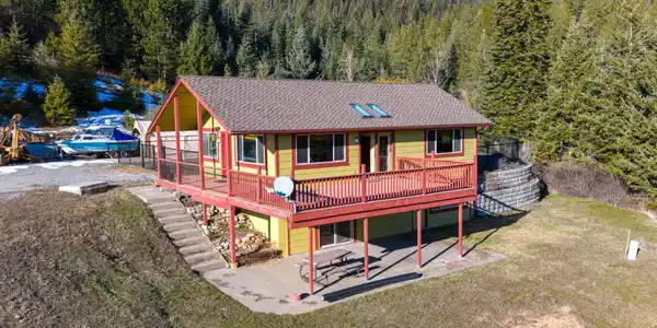 1703 S High Ranch RD