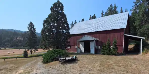 Image 3: 50x100 Barn