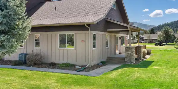 108 Ironwood DR
