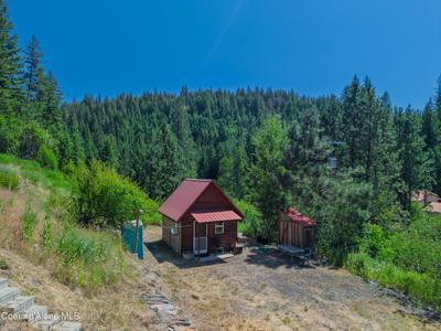 999 Cherry Creek RD