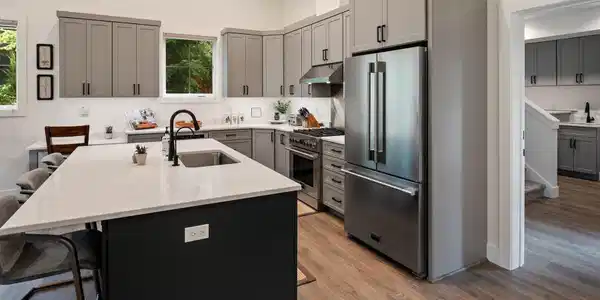 Image 2: Designer Kitchen