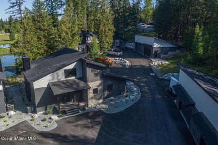 74 Wedge Ct