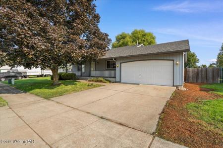 1802 N WINDROSE CT