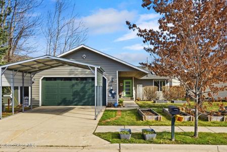 1610 Hemlock CT