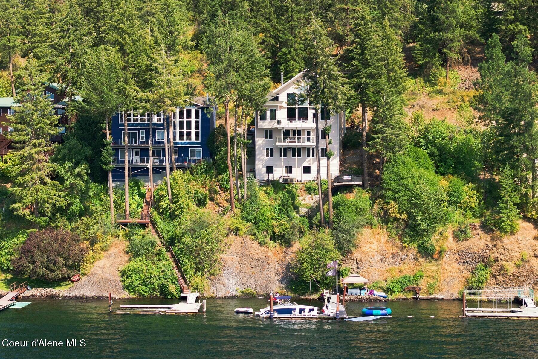 Image 4: Your Private Waterfront Oasis