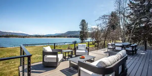 Image 3: Outdoor Living at its Finest