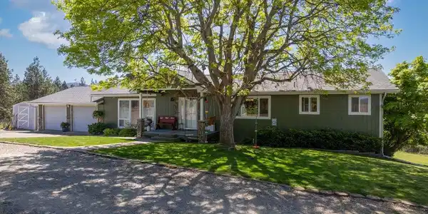 3429 S Vista LOOP