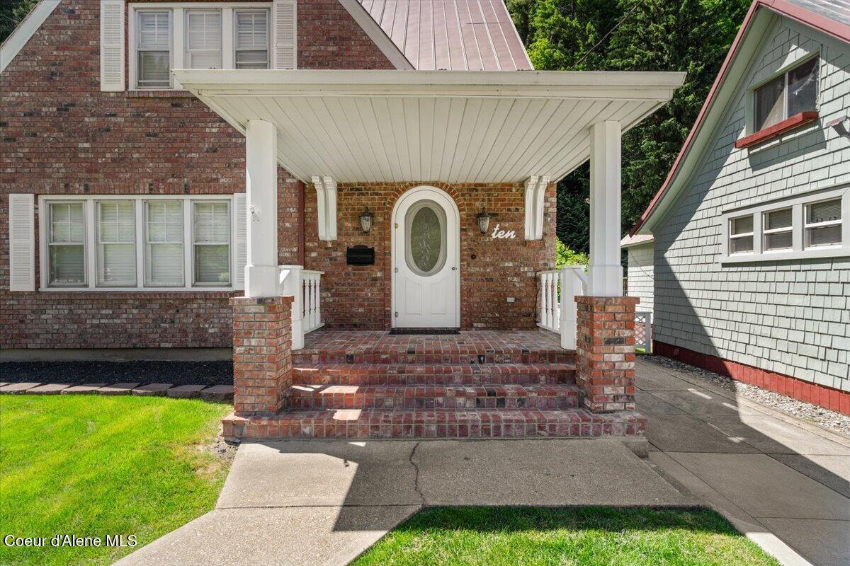 Image 4: 04-10 King St_RedHogMedia