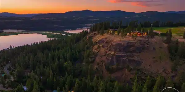 Image 2: 5+ Acres Views of Lake CDA Zoned R4
