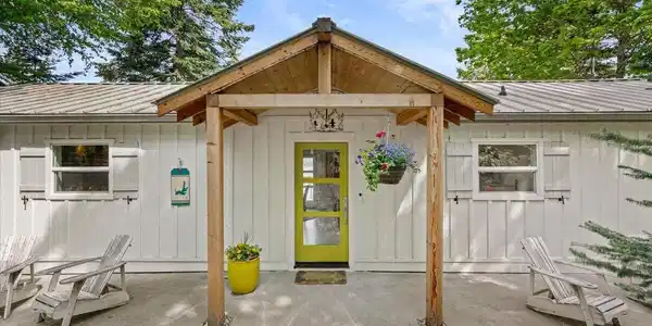 Image 3: Front of home