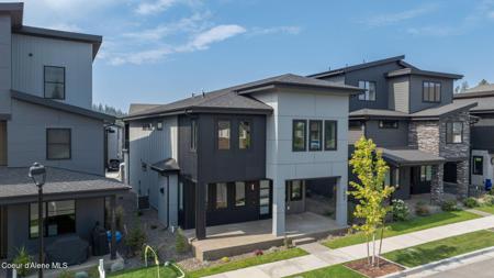 3002 W LUMBER LANE