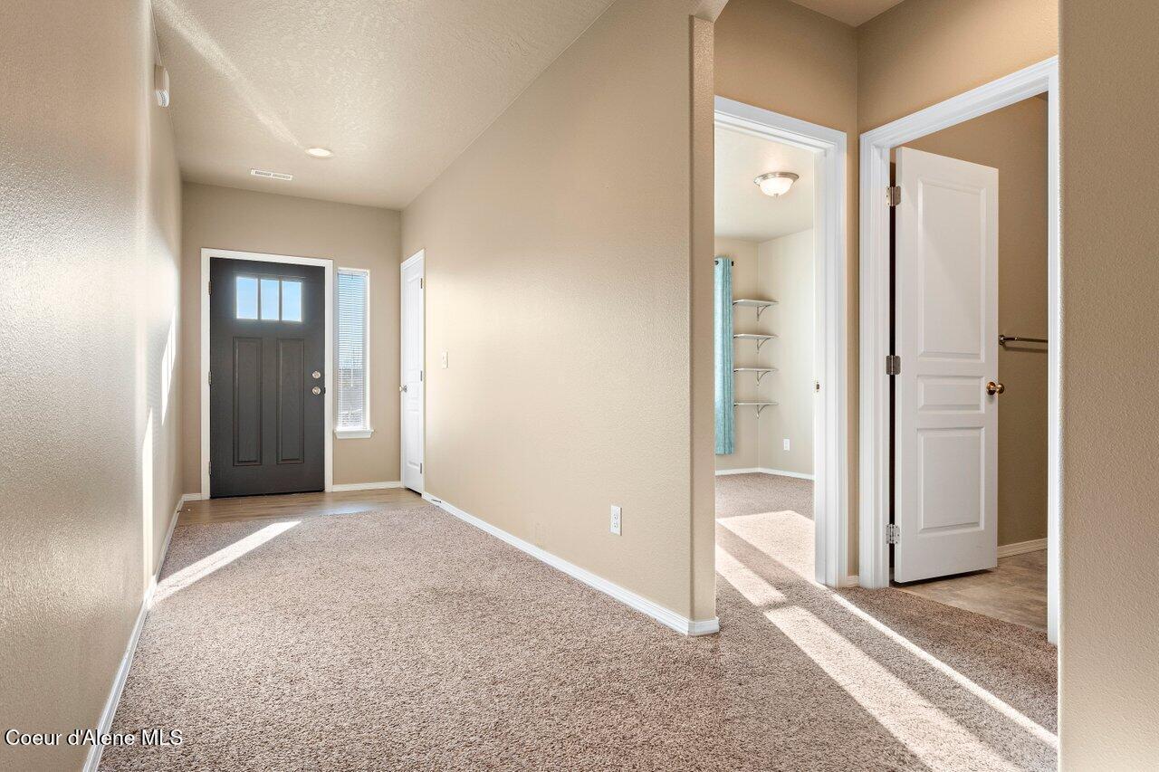 Image 4: 004-13019NLovelandWay-Hayden-ID-83835-SM