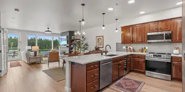 Image 3: 355 W WATERSIDE DR #402, Post Falls