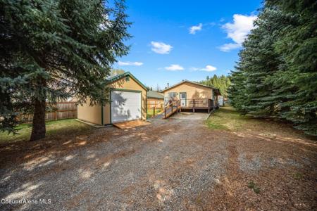 6137 Dallas LN