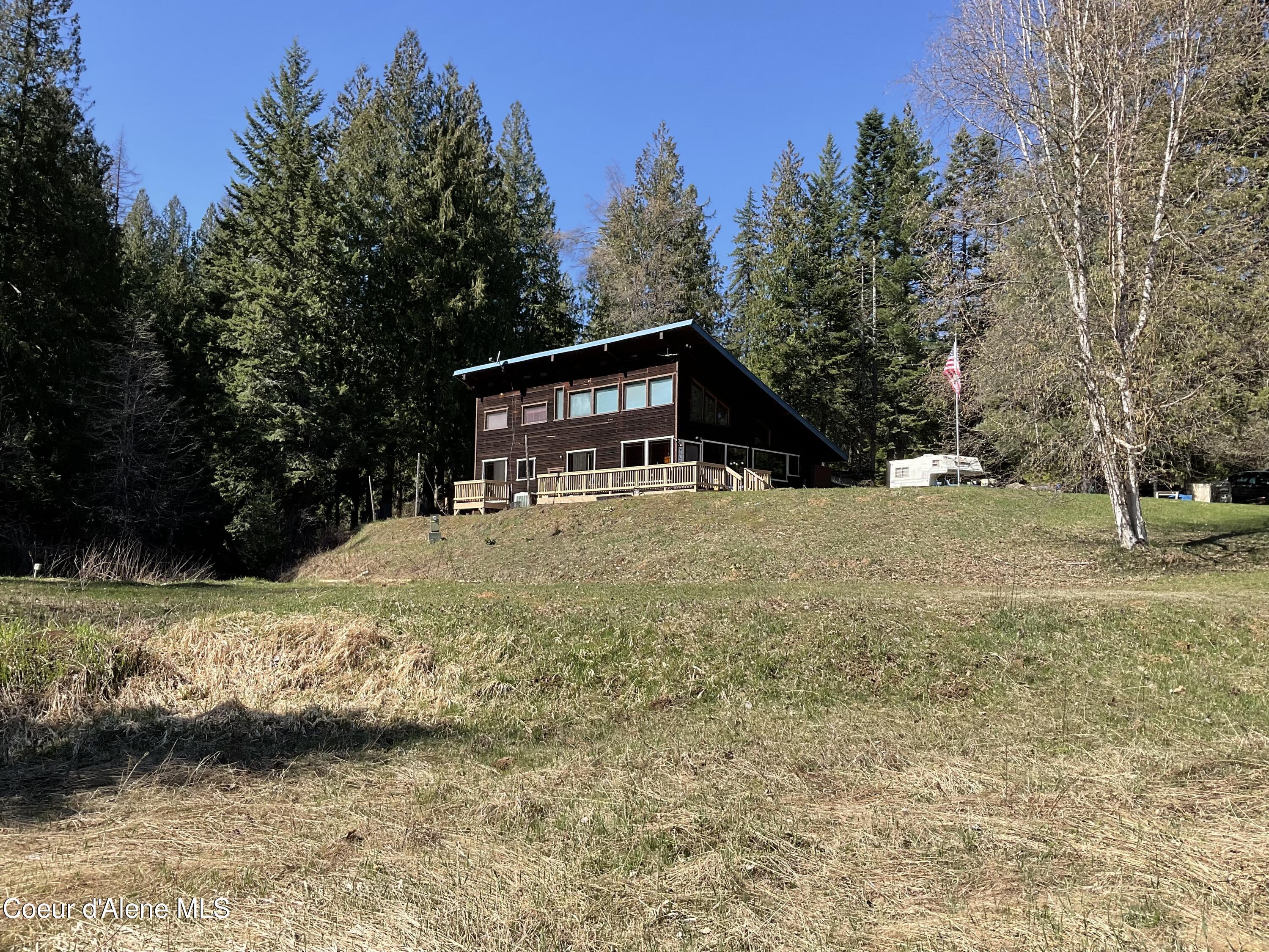 Image 3: Front