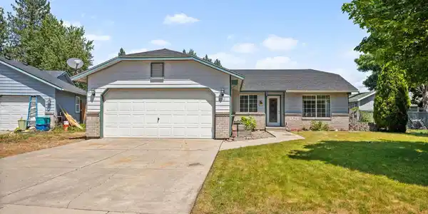 6759 W Darby CT